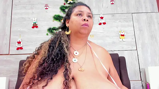 Lynn Jones online show from January 3, 2:54 am