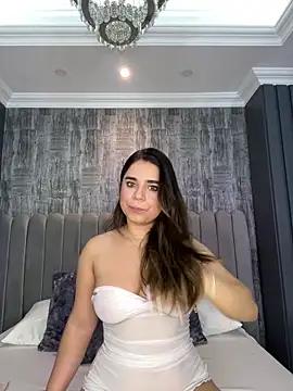 ThaniaJones online show from February 12, 11:49 am