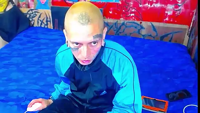 deivid estrada online show from November 13, 4:17 pm