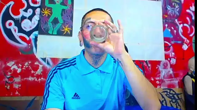 deivid estrada online show from March 31, 5:35 pm