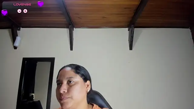 Snapshot of EmiliWilliams chatting on September 14, 10:42 pm EmiliWilliams online show from September 14, 10:42 pm