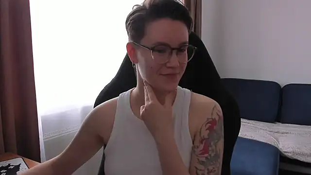 JessieFlower online show from May 30, 7:38 am