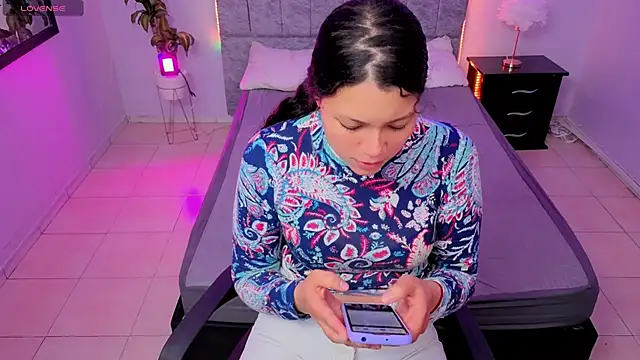 Lana stone  online show from December 20, 3:13 am