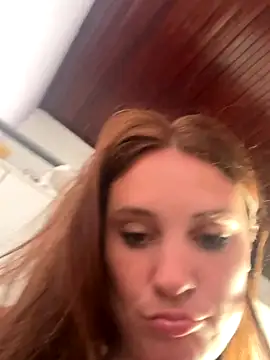 Snapshot of antojazminn chatting on December 15, 6:23 pm antojazminn online show from December 15, 6:23 pm