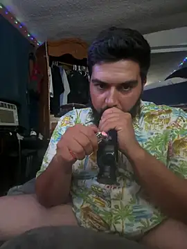bigdickgio6923 online show from May 16, 10:30 pm