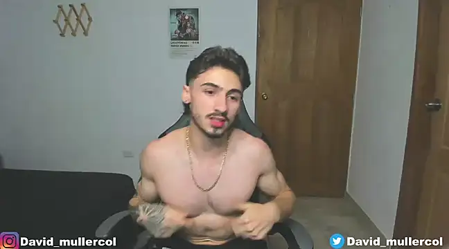 Snapshot of David_Brown18 chatting on January 3, 10:08 pm David Brown18 online show from January 3, 10:08 pm