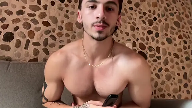 Snapshot of David_Brown18 chatting on September 29, 9:08 pm David Brown18 online show from September 29, 9:08 pm