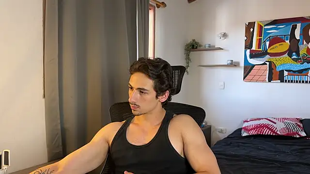 Snapshot of David_Brown18 chatting on May 15, 9:00 pm David Brown18 online show from May 15, 9:00 pm