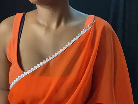 Snapshot of Sexy_trisha__7 chatting on December 27, 6:10 pm Sexy trisha 7 online show from December 27, 6:10 pm