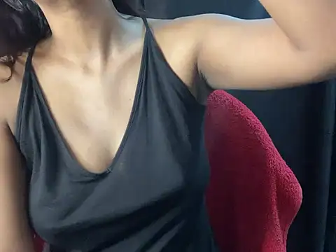 Snapshot of Sexy_trisha__7 chatting on December 30, 12:43 am Sexy trisha 7 online show from December 30, 12:43 am