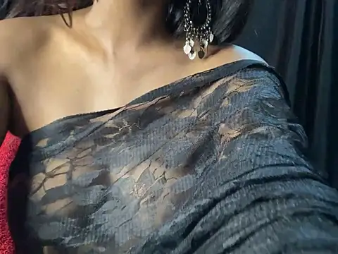Snapshot of Sexy_trisha__7 chatting on January 7, 11:14 pm Sexy trisha 7 online show from January 7, 11:14 pm