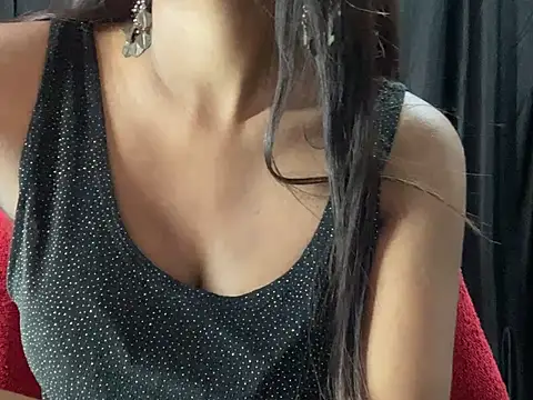 Snapshot of Sexy_trisha__7 chatting on January 19, 7:58 pm Sexy trisha 7 online show from January 19, 7:58 pm