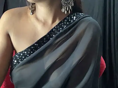 Snapshot of Sexy_trisha__7 chatting on January 24, 11:12 pm Sexy trisha 7 online show from January 24, 11:12 pm