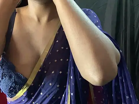 Snapshot of Sexy_trisha__7 chatting on January 28, 4:19 pm Sexy trisha 7 online show from January 28, 4:19 pm