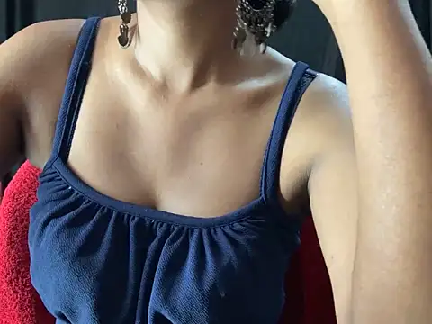 Snapshot of Sexy_trisha__7 chatting on February 26, 9:58 pm Sexy trisha 7 online show from February 26, 9:58 pm