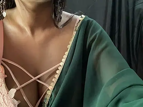 Snapshot of Sexy_trisha__7 chatting on March 21, 5:34 pm Sexy trisha 7 online show from March 21, 5:34 pm