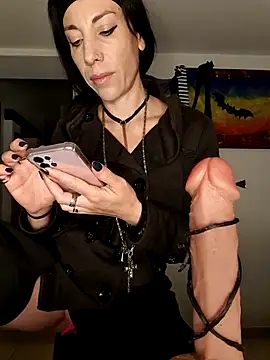 freyamoret online show from October 22, 1:39 am