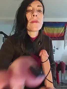 freyamoret online show from March 29, 6:02 am