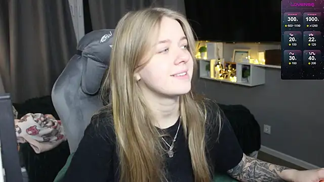 candy maggie online show from January 12, 5:01 pm