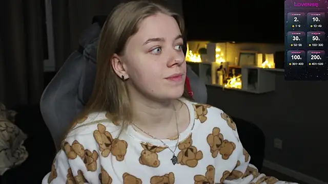 candy maggie online show from January 16, 4:50 pm