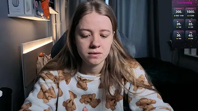 candy maggie online show from March 14, 9:03 am