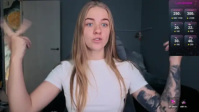 candy maggie online show from September 15, 10:04 am