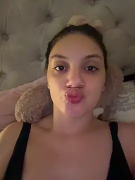 EmilyS   online show from May 30, 4:53 am