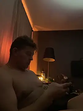 Teddan82 online show from December 7, 6:21 am