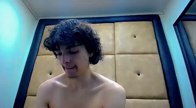 Sr BonnyEthan online show from December 7, 1:40 pm