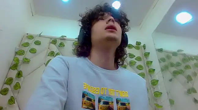 Sr BonnyEthan online show from February 15, 2:00 pm