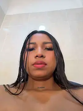 Snapshot of Barbiebrunette_ chatting on July 16, 3:51 pm Barbiebrunette online show from July 16, 3:51 pm