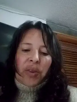 Snapshot of honeyhot_paty chatting on December 26, 9:15 pm honeyhot paty online show from December 26, 9:15 pm