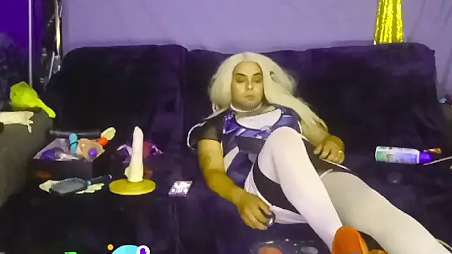 Snapshot of indica310 chatting on March 7, 4:55 pm indica310 online show from March 7, 4:55 pm