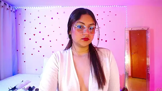Snapshot of ashlei_ chatting on September 30, 8:41 am ashlei online show from September 30, 8:41 am