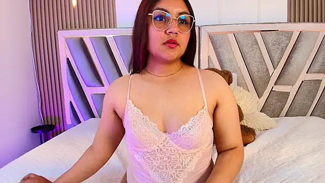 Snapshot of ashlei_ chatting on July 29, 6:28 pm ashlei online show from July 29, 6:28 pm
