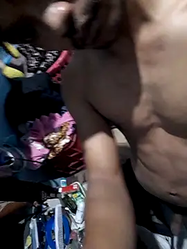 Snapshot of jojokom99 chatting on February 9, 6:01 pm jojokom99 online show from February 9, 6:01 pm