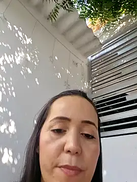 tessafontana37 online show from January 12, 7:42 pm