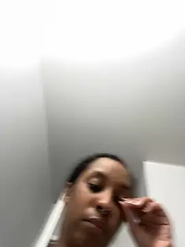 Your Paris online show from March 15, 4:43 pm