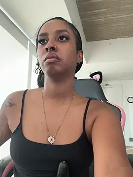 Your Paris online show from November 25, 4:40 pm