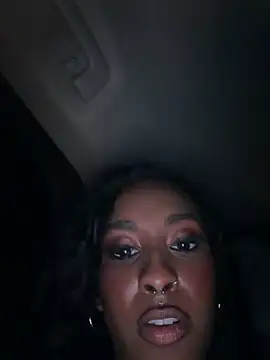 Your Paris online show from March 1, 9:11 am