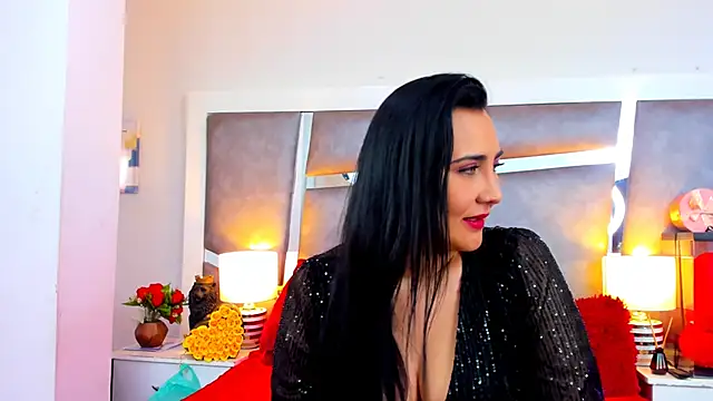 Evangeline Taylorr online show from March 6, 7:32 pm