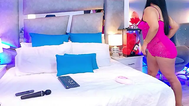 Evangeline Taylorr online show from October 25, 7:19 pm