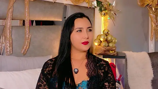 Evangeline Taylorr online show from December 16, 9:42 pm