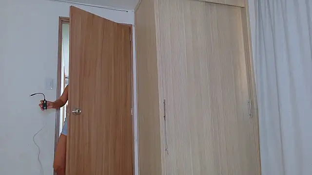 Snapshot of california_0 chatting on September 23, 2:53 pm california 0 online show from September 23, 2:53 pm