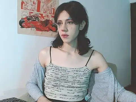 Snapshot of lucydreamm chatting on June 25, 1:27 am lucydreamm online show from June 25, 1:27 am