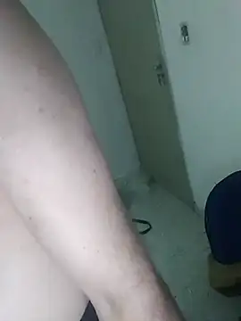 pikalindaxx online show from February 18, 9:38 am