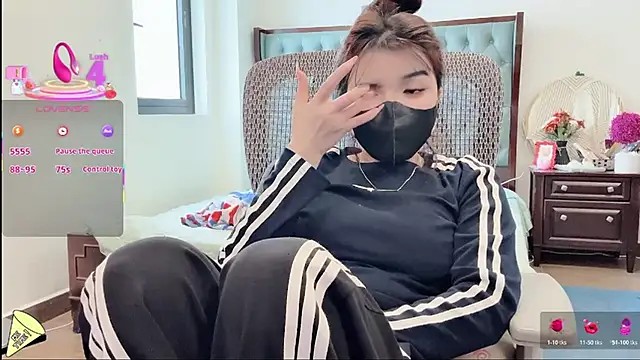 Berrysweet 68 online show from November 6, 2:34 am