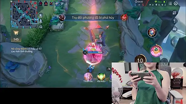 Snapshot of Berrysweet_68 chatting on February 2, 3:44 pm Berrysweet 68 online show from February 2, 3:44 pm