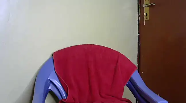 Snapshot of Daddies_lover chatting on December 1, 8:42 pm Daddies lover online show from December 1, 8:42 pm