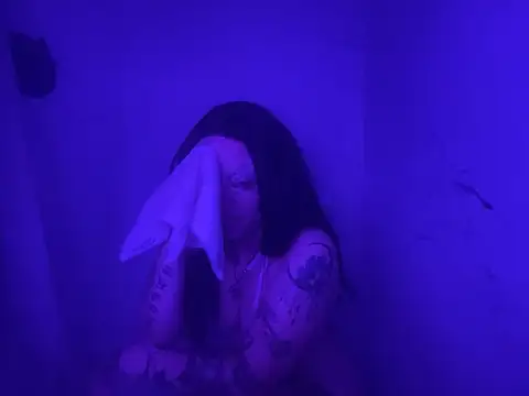 tatted-bitty online show from February 11, 6:01 pm